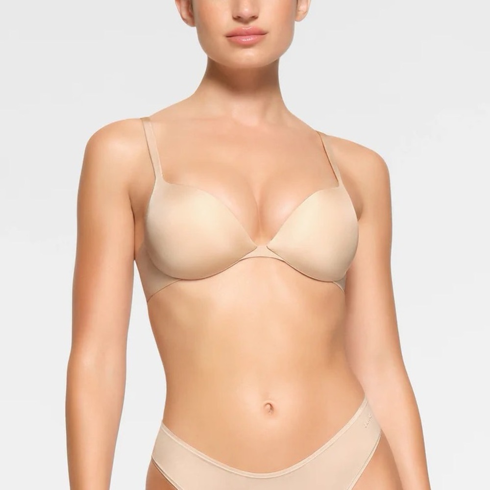 SKIMS Nude Push-Up Bra